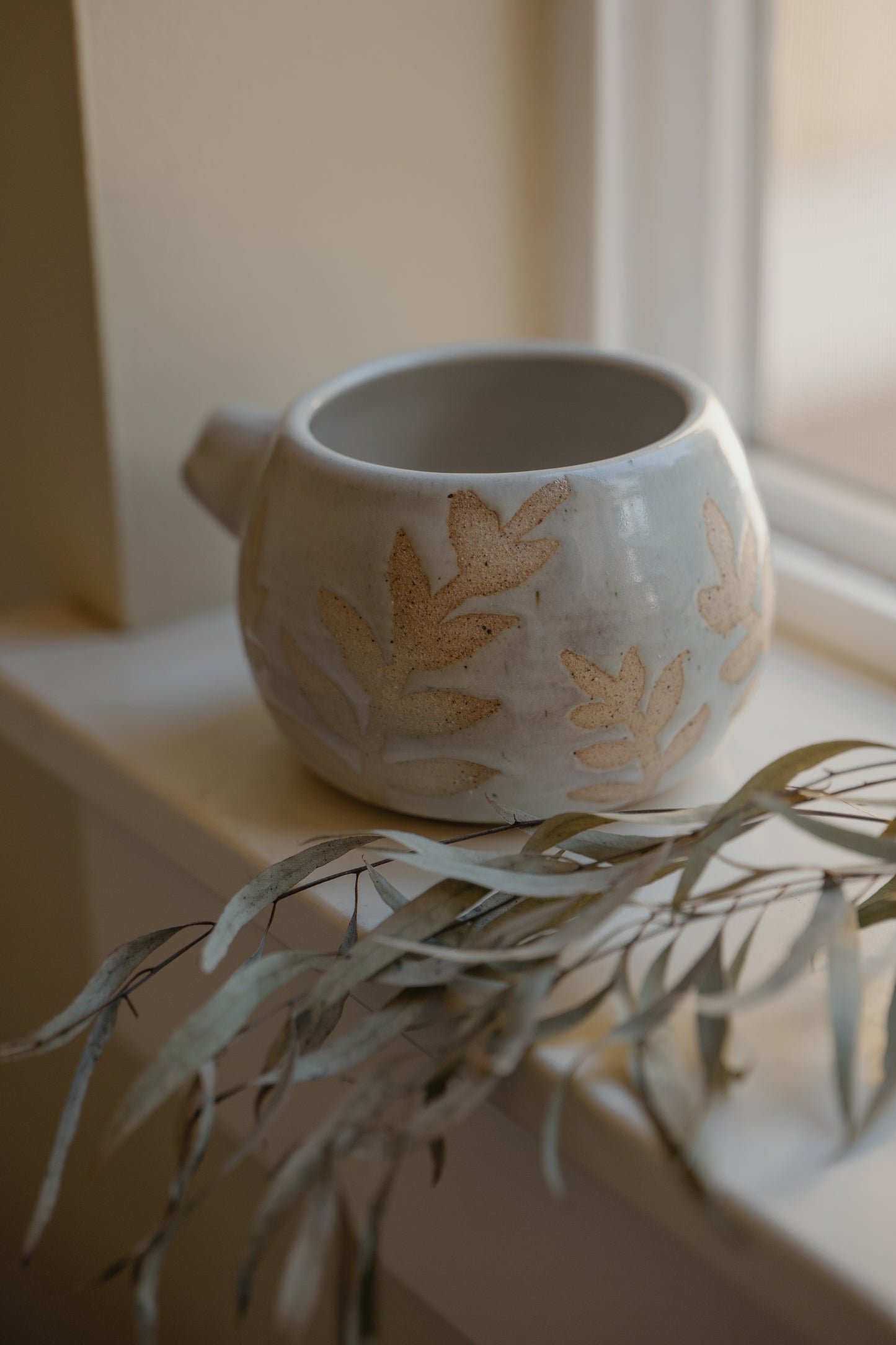Leafy White Mug