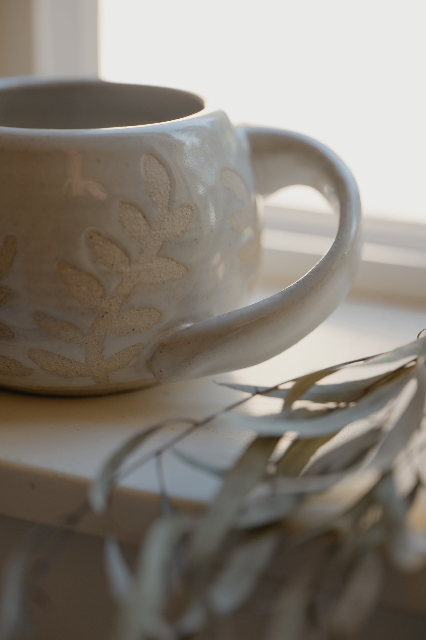 Leafy White Mug
